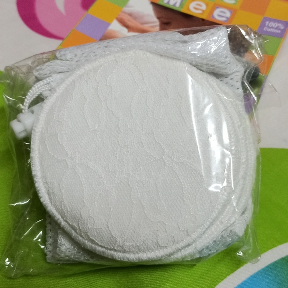 Mee Mee Maternity Nursing Pads - Picture 2 of 3